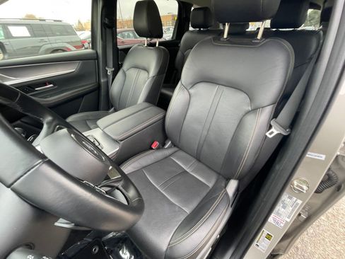 Used 2025 MAZDA CX-90 3.3 Turbo w/ Preferred Package image 36