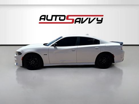 Used 2023 Dodge Charger R/T w/ Blacktop Package RWD image 4