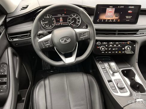 Used 2023 INFINITI QX60 Pure image 12