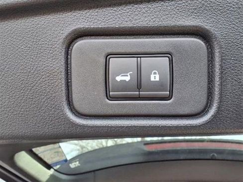 New 2025 Nissan Pathfinder Platinum w/ Cargo Package image 39