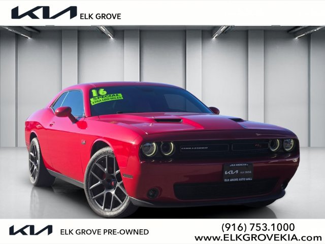 Used 2016 Dodge Challenger R/T w/ Sound Group RWD image 1