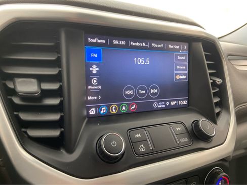 Used 2021 GMC Acadia SLT image 27