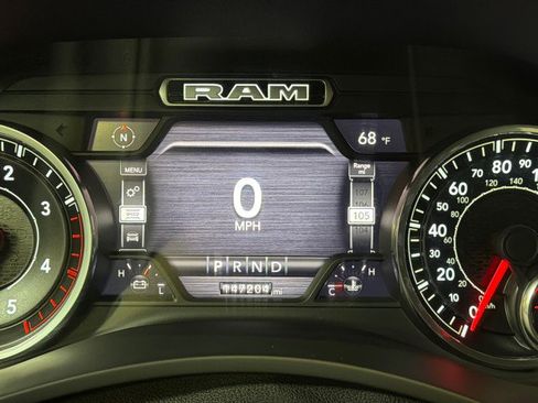 Used 2020 RAM 3500 Laramie image 34