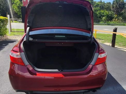 Used 2016 Toyota Camry SE image 12