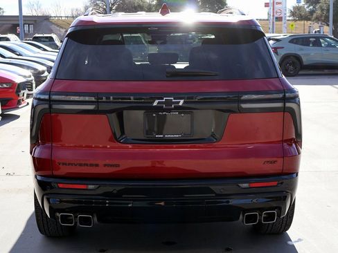 Used 2024 Chevrolet Traverse RS w/ LPO, Floor Liner Package image 6