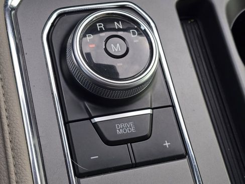 Used 2019 Ford Expedition XLT w/ Equipment Group 202A image 26