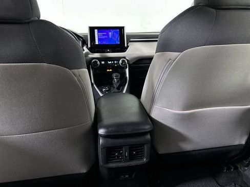 Used 2023 Toyota RAV4 XLE AWD/4WD image 22