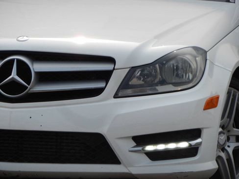 Used 2013 Mercedes-Benz C 250 Coupe image 5