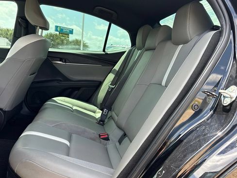 Used 2025 Toyota Camry SE w/ Convenience Package FWD image 13