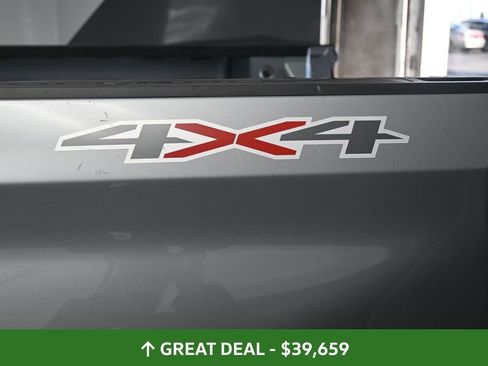 Used 2025 Chevrolet Silverado 1500 LT image 20