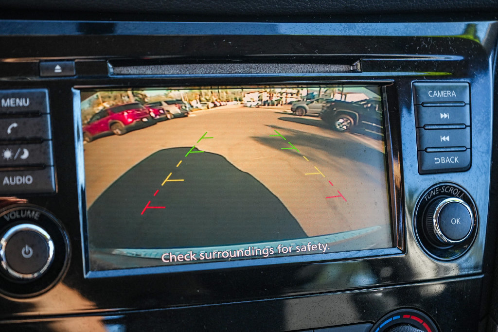 Used 2018 Nissan Rogue S FWD image 22