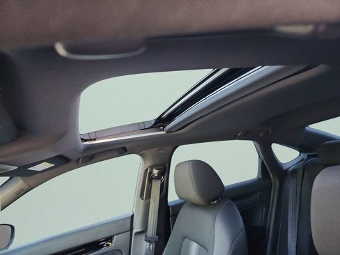 Certified 2025 Honda Civic Sport image 37