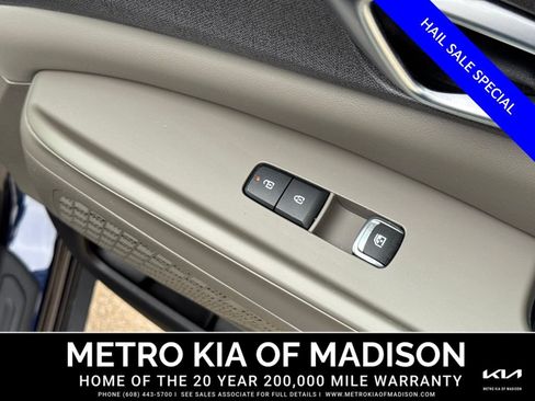 Used 2026 Kia Carnival EX FWD image 40