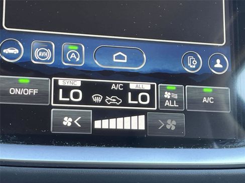 Certified 2024 Subaru Crosstrek 2.0i Premium image 22