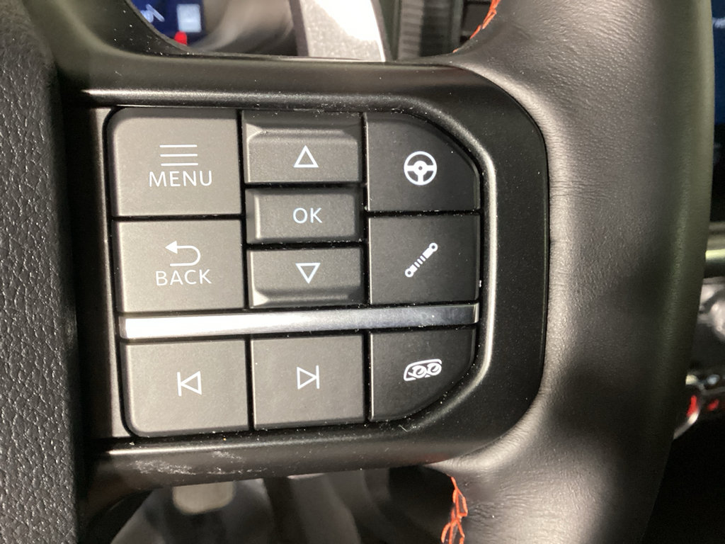 Used 2025 Ford F150 Raptor AWD/4WD image 25