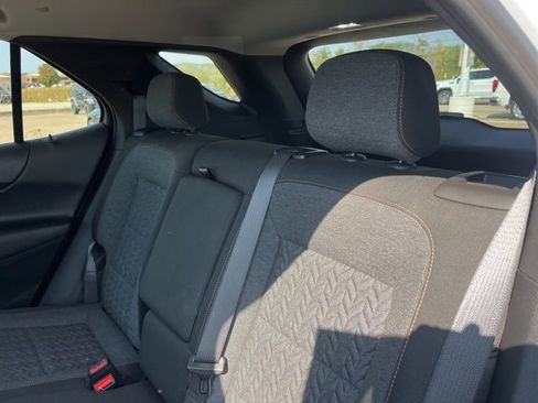 Used 2022 Chevrolet Equinox LT image 40