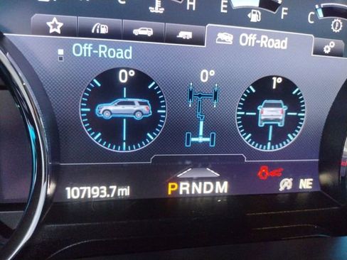 Used 2020 Ford Expedition XLT w/ Equipment Group 202A AWD/4WD image 42