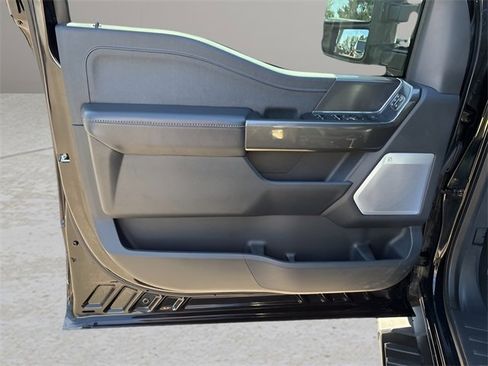 Used 2023 Ford F150 Lariat w/ Equipment Group 502A High image 6