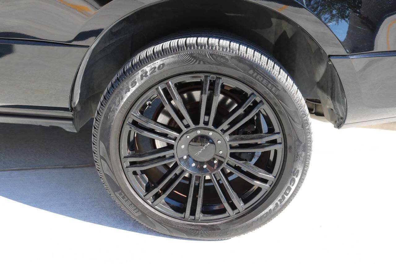 Used 2008 Land Rover Range Rover Supercharged AWD/4WD image 10