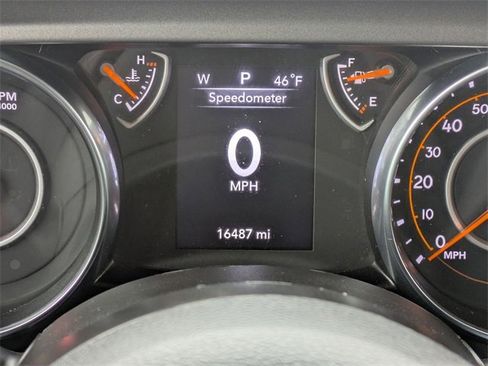 Used 2023 Jeep Wrangler Sport S image 16