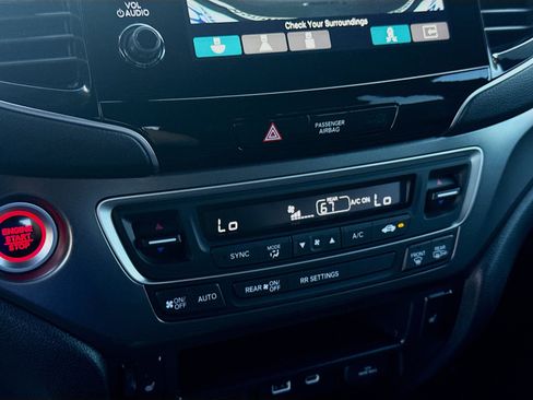 Certified 2025 Honda Passport EX-L image 14