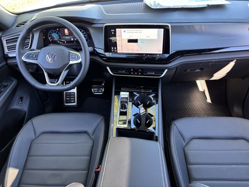 New 2026 Volkswagen Atlas Cross Sport SEL R-Line image 12