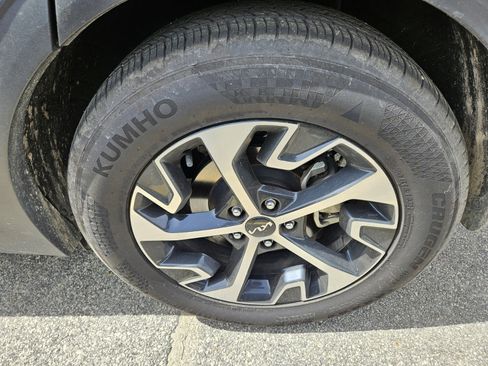 Used 2025 Kia Sportage EX w/ Premium Package image 10