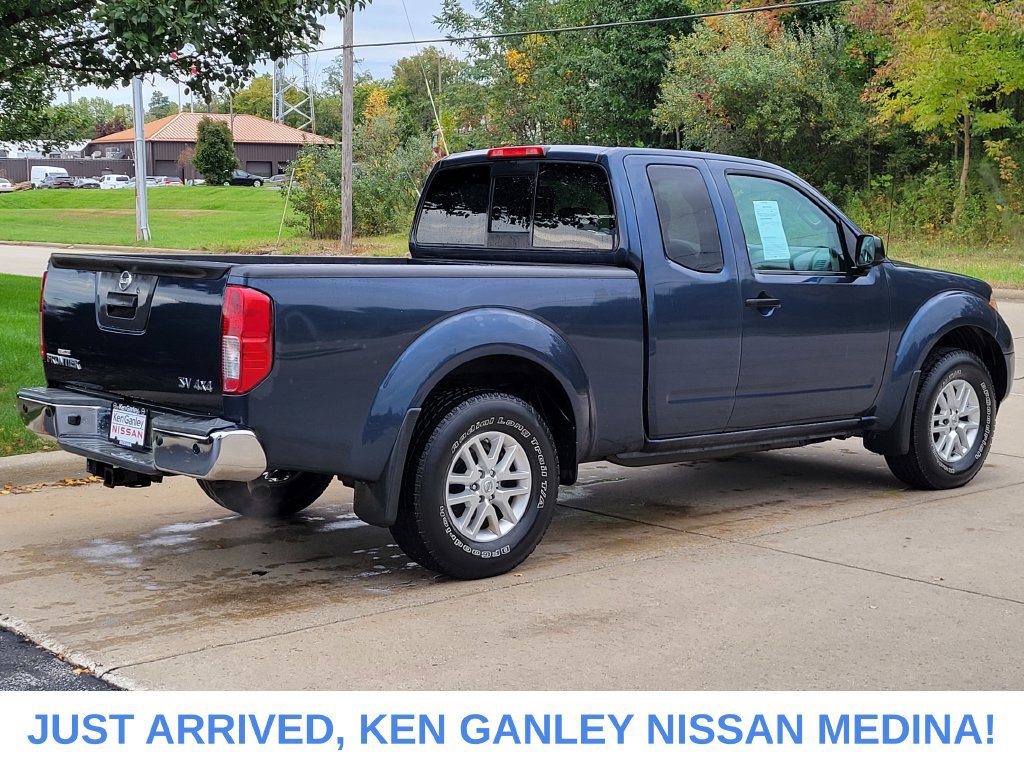 Used 2016 Nissan Frontier SV w/ SV Value Truck Package AWD/4WD image 3