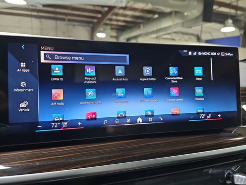 New 2026 BMW X5 sDrive40i w/ Climate Comfort Package image 24