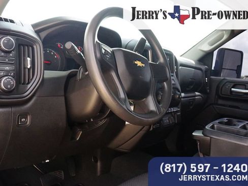 Used 2023 Chevrolet Silverado 2500 Custom w/ Custom Convenience Package AWD/4WD image 19