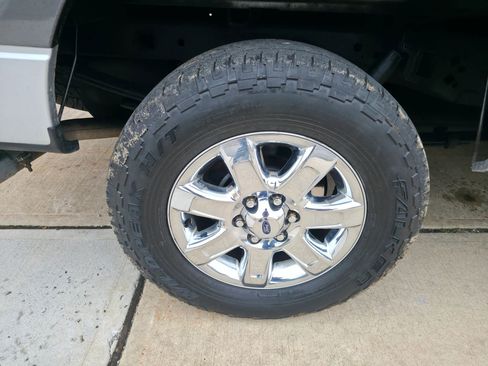 Used 2014 Ford F150 XLT w/ XLT Chrome Package image 24