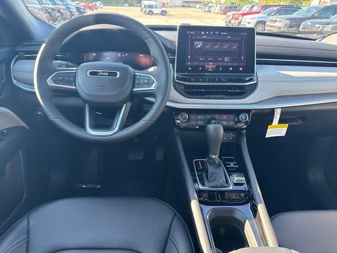 New 2026 Jeep Compass Limited AWD/4WD image 4