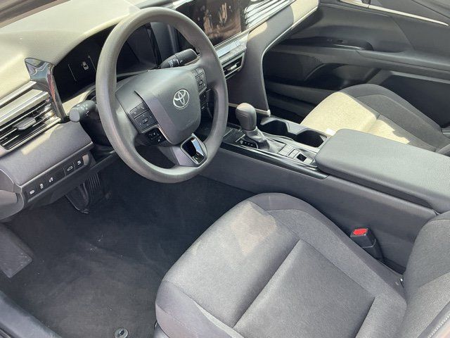 Used 2025 Toyota Camry LE FWD image 16