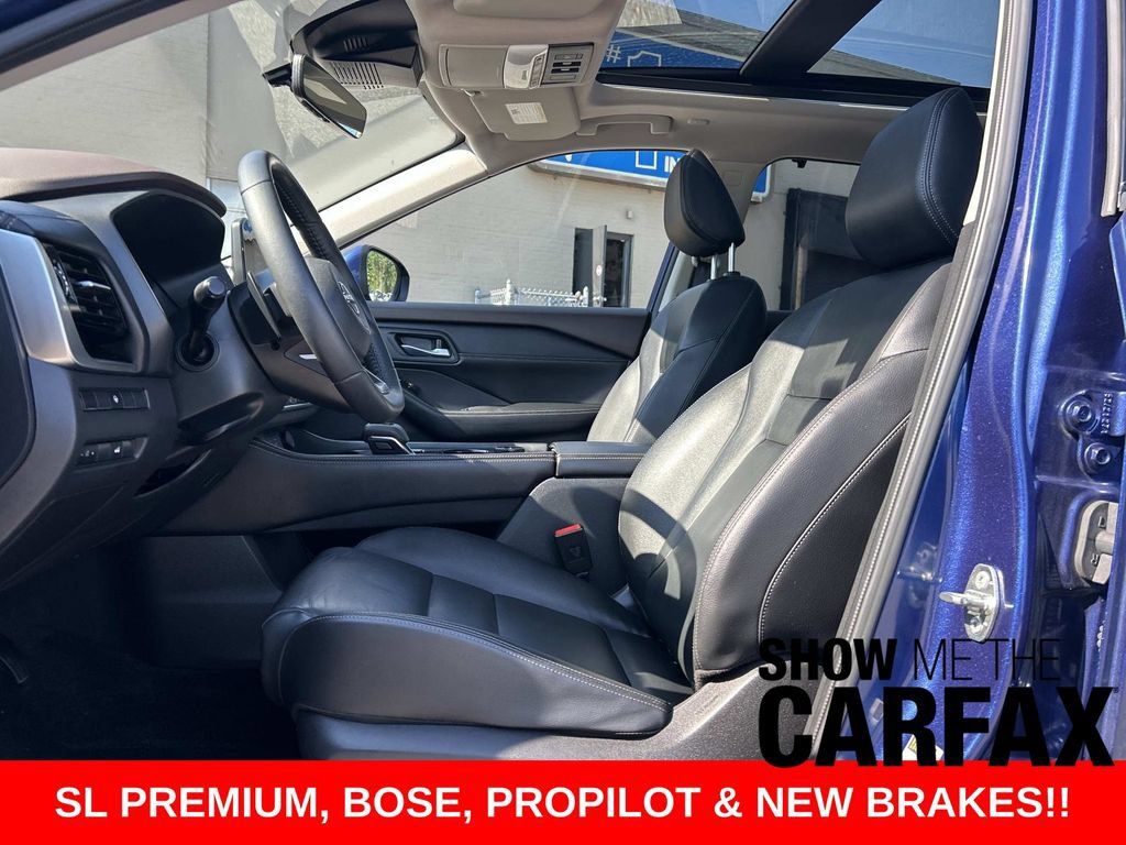 Used 2023 Nissan Rogue SL w/ SL Premium Package AWD/4WD image 16