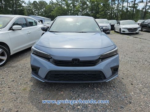 Used 2023 Honda Civic Sport image 3