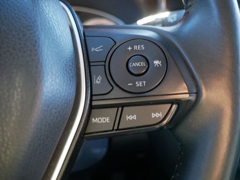 Used 2024 Toyota Venza LE image 25