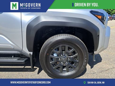 Used 2026 Toyota 4Runner SR5 AWD/4WD image 12