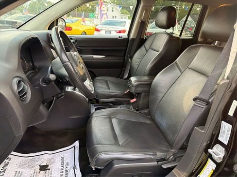 Used 2016 Jeep Compass High Altitude image 9