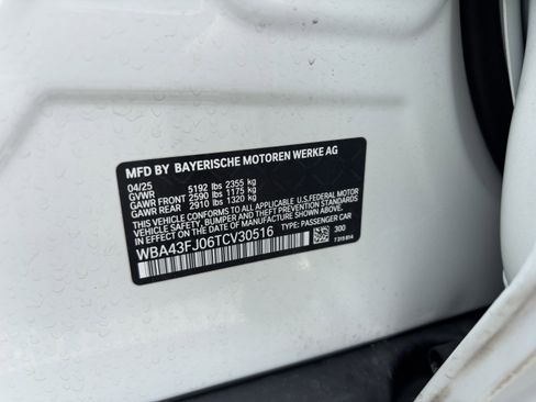 Used 2026 BMW 530i w/ Premium Package image 38