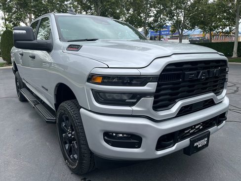 Used 2026 RAM 2500 Big Horn AWD/4WD image 5