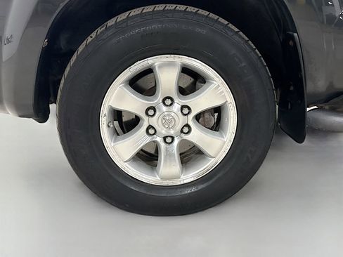 Used 2006 Toyota 4Runner SR5 image 30