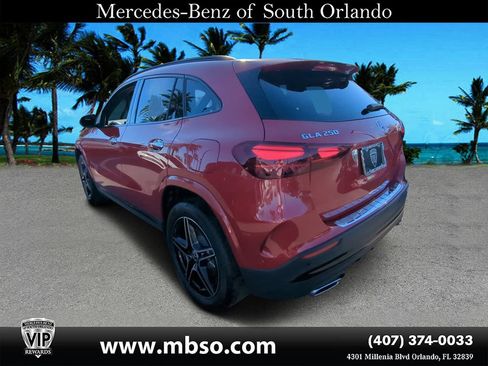 Certified 2025 Mercedes-Benz GLA 250 image 17