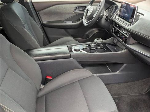 Used 2023 Nissan Rogue S AWD/4WD image 18