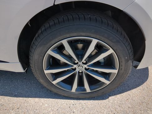 New 2026 Jaguar F-PACE R-Dynamic S image 32