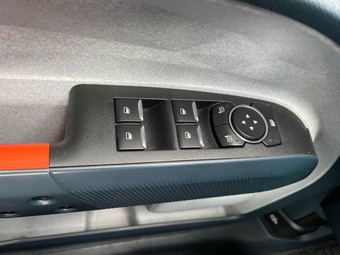 Certified 2022 Ford Maverick XLT FWD image 10