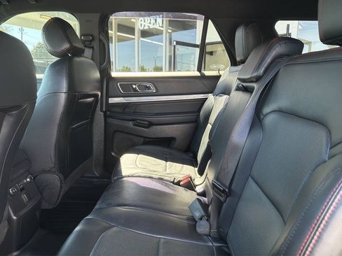Used 2017 Ford Explorer Sport AWD/4WD image 22
