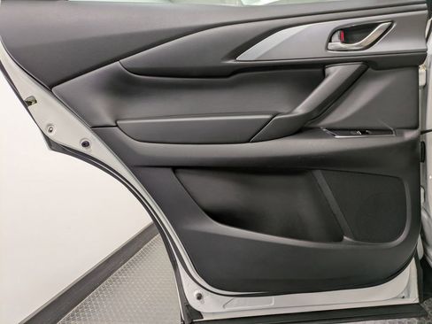 Used 2023 MAZDA CX-9 Touring Plus image 23