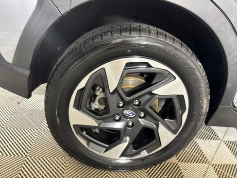 Used 2024 Subaru Crosstrek 2.5i Limited AWD/4WD image 34