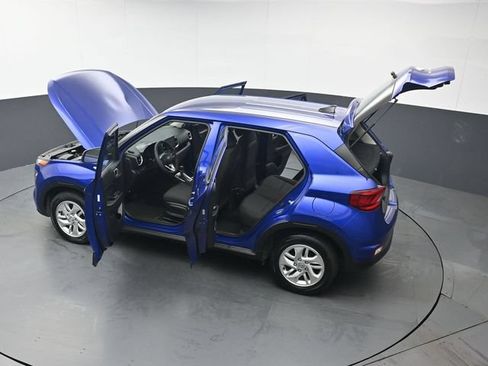 Used 2022 Hyundai Venue SE FWD image 41