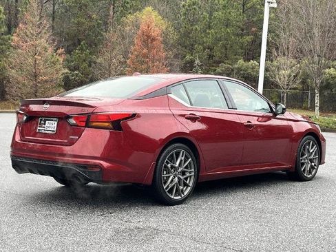 Certified 2024 Nissan Altima 2.0 SR image 26